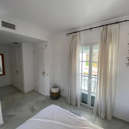 بيت للعطل Casa Jendy - 4 Bed Townhouse *