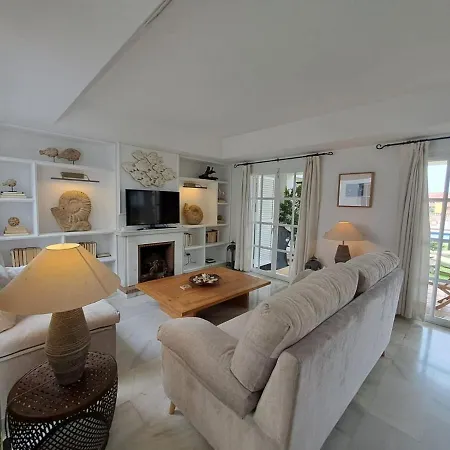 Casa Jendy - 4 Bed Townhouse