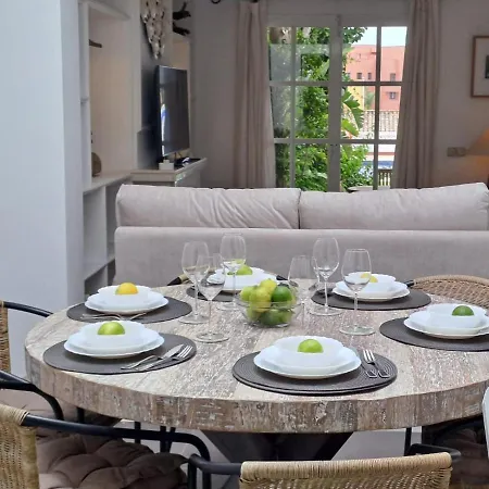 Casa Jendy - 4 Bed Townhouse بيت للعطل