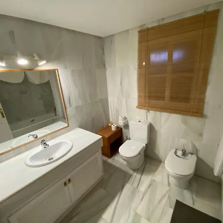 Casa Jendy - 4 Bed Townhouse إِستيبونا
